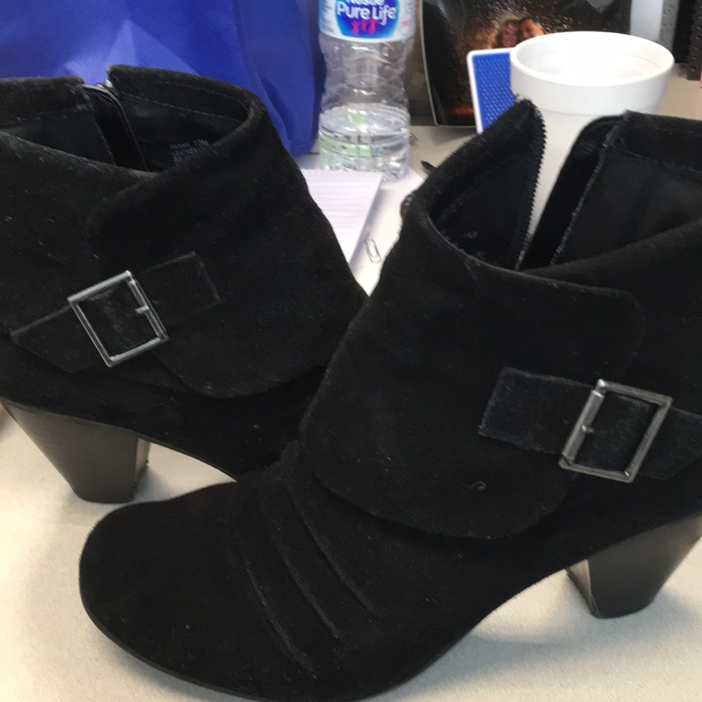 Black suede shoe boots